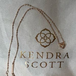 Kendra Scott Rue Pendant Necklace rose gold